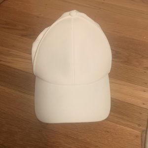 White lululemon baller hat